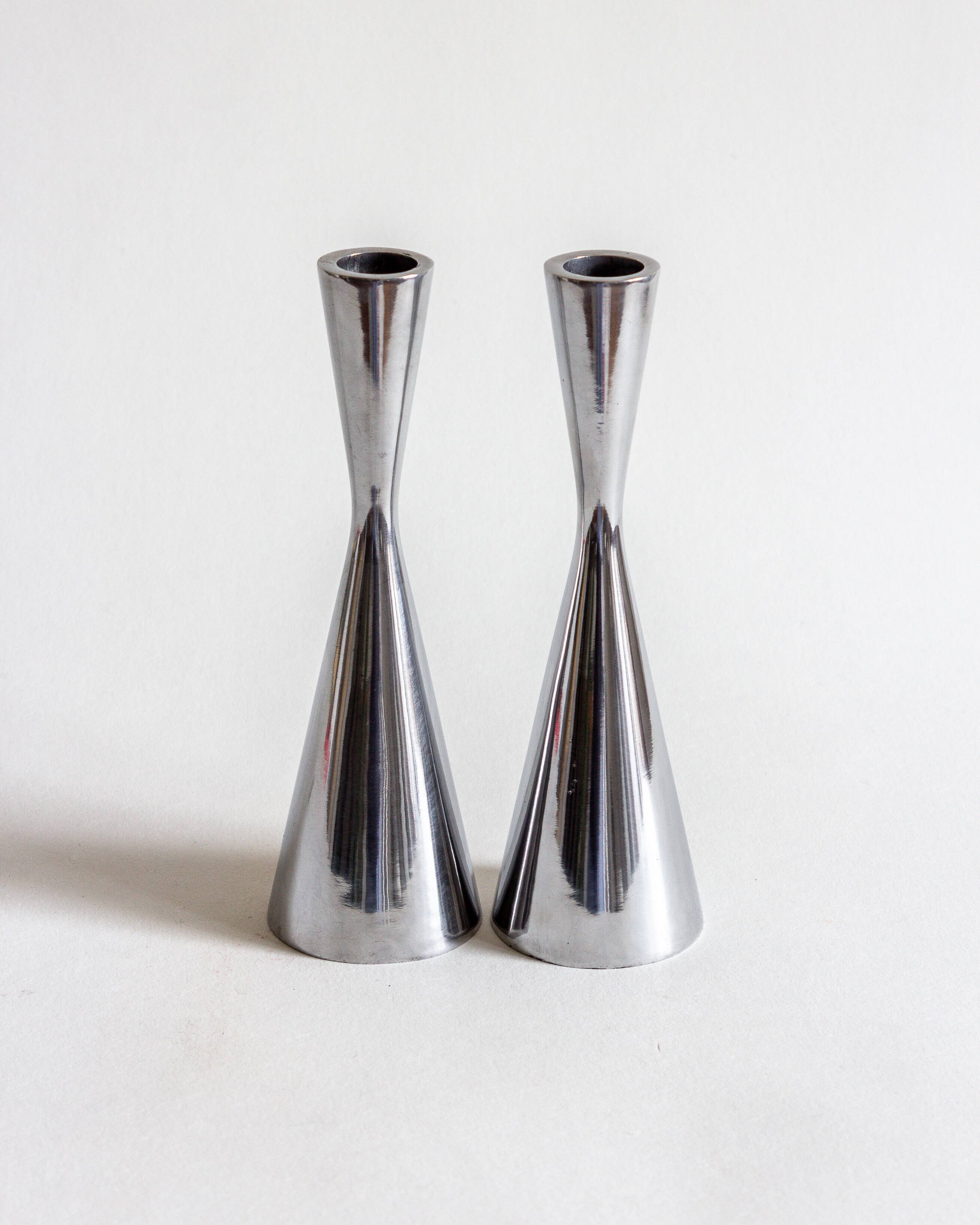 Duo of diabolo candlesticks in cast aluminum, Erika Pekkari for Ikea, 2000s