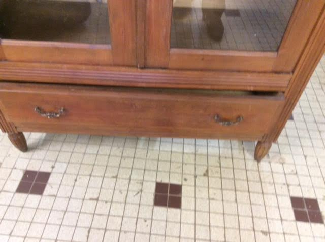 Bookcase 2 doors 1 drawer