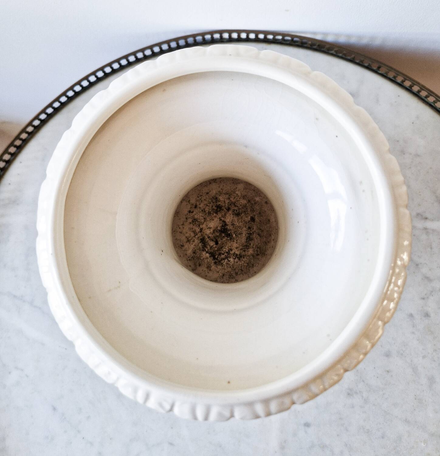 Large vintage white earthenware Medici vase