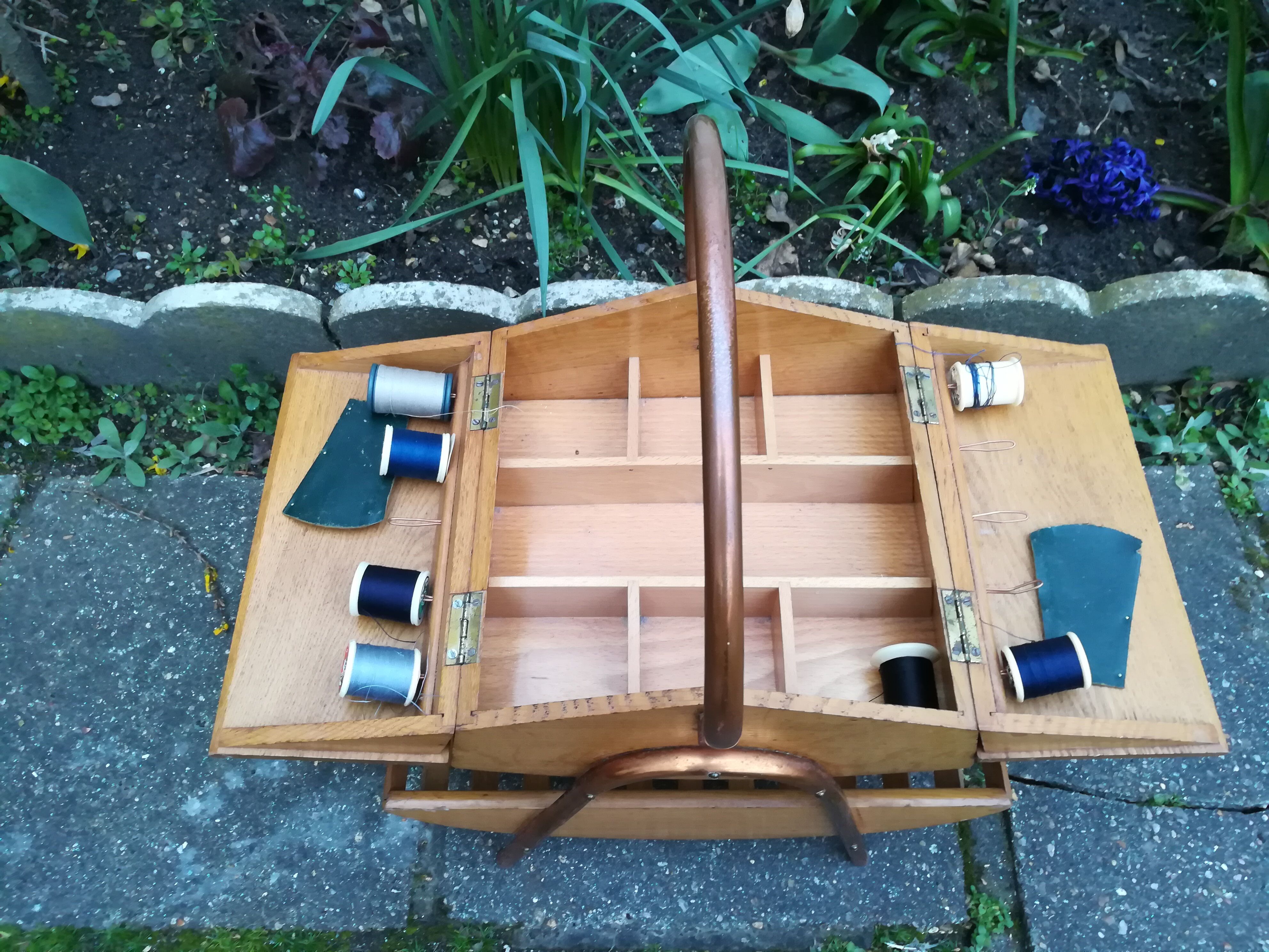 Oak and brass 50s knit worker