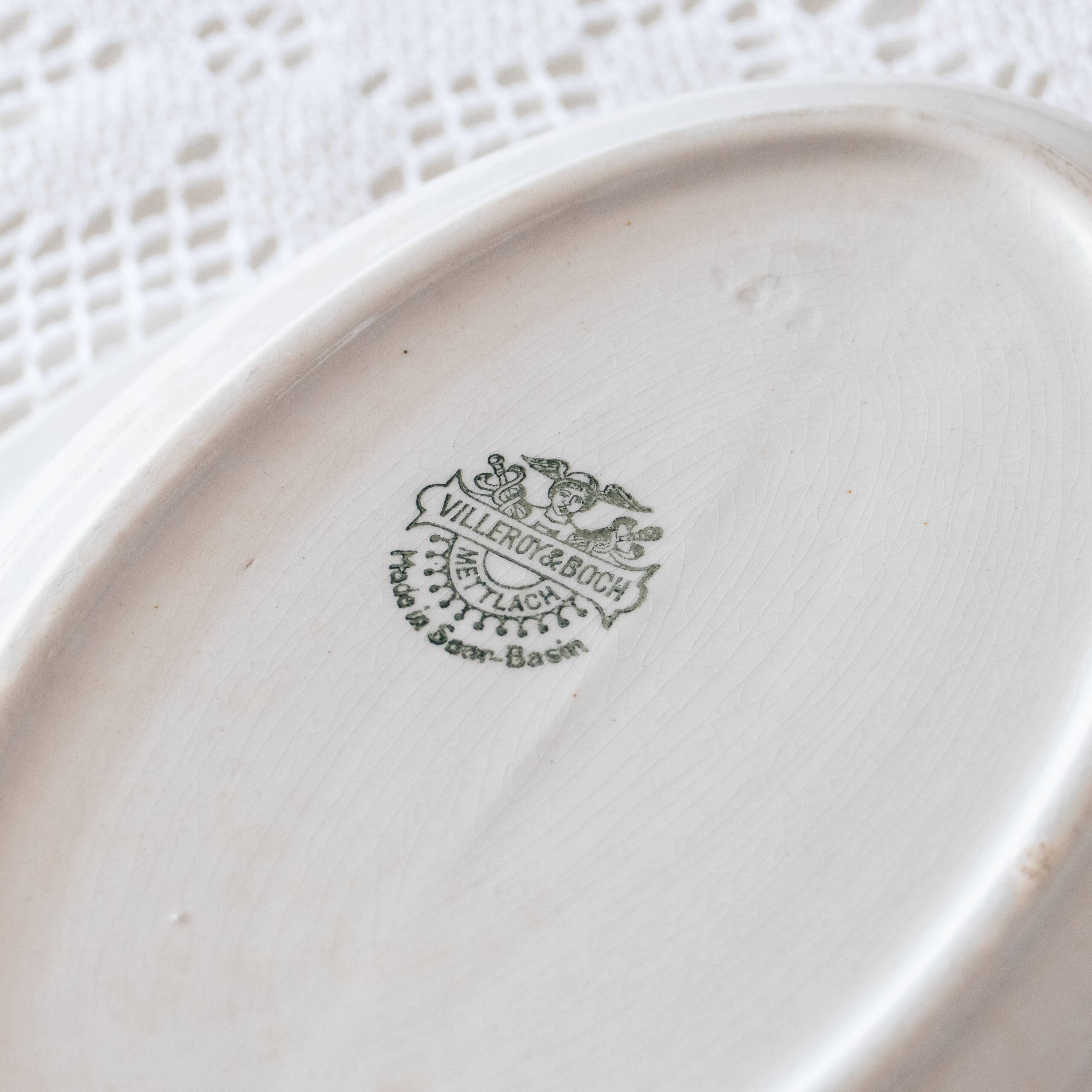 Large old iron earth dish Villeroy & Boch birds