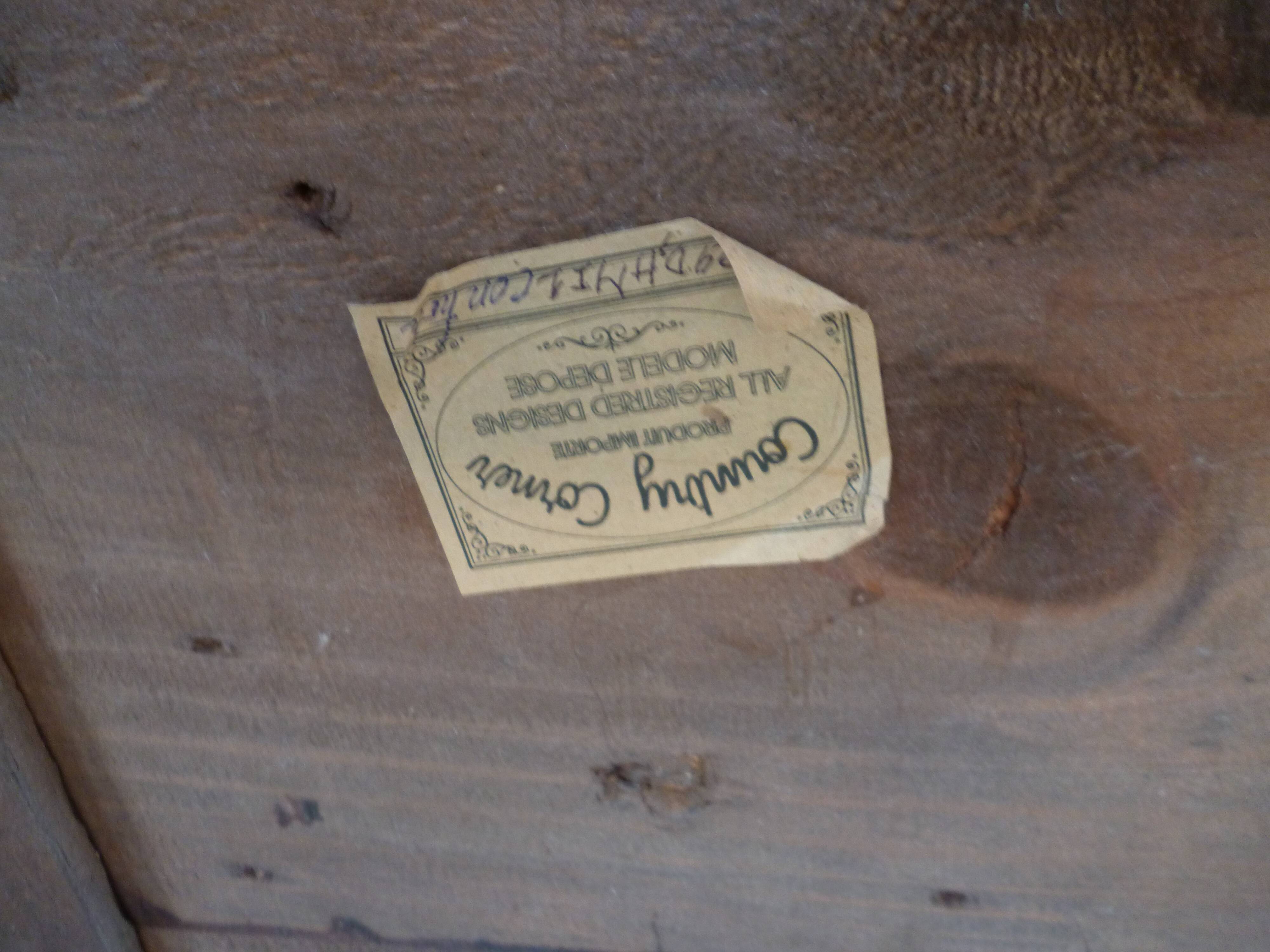 Country Corner log cabinet