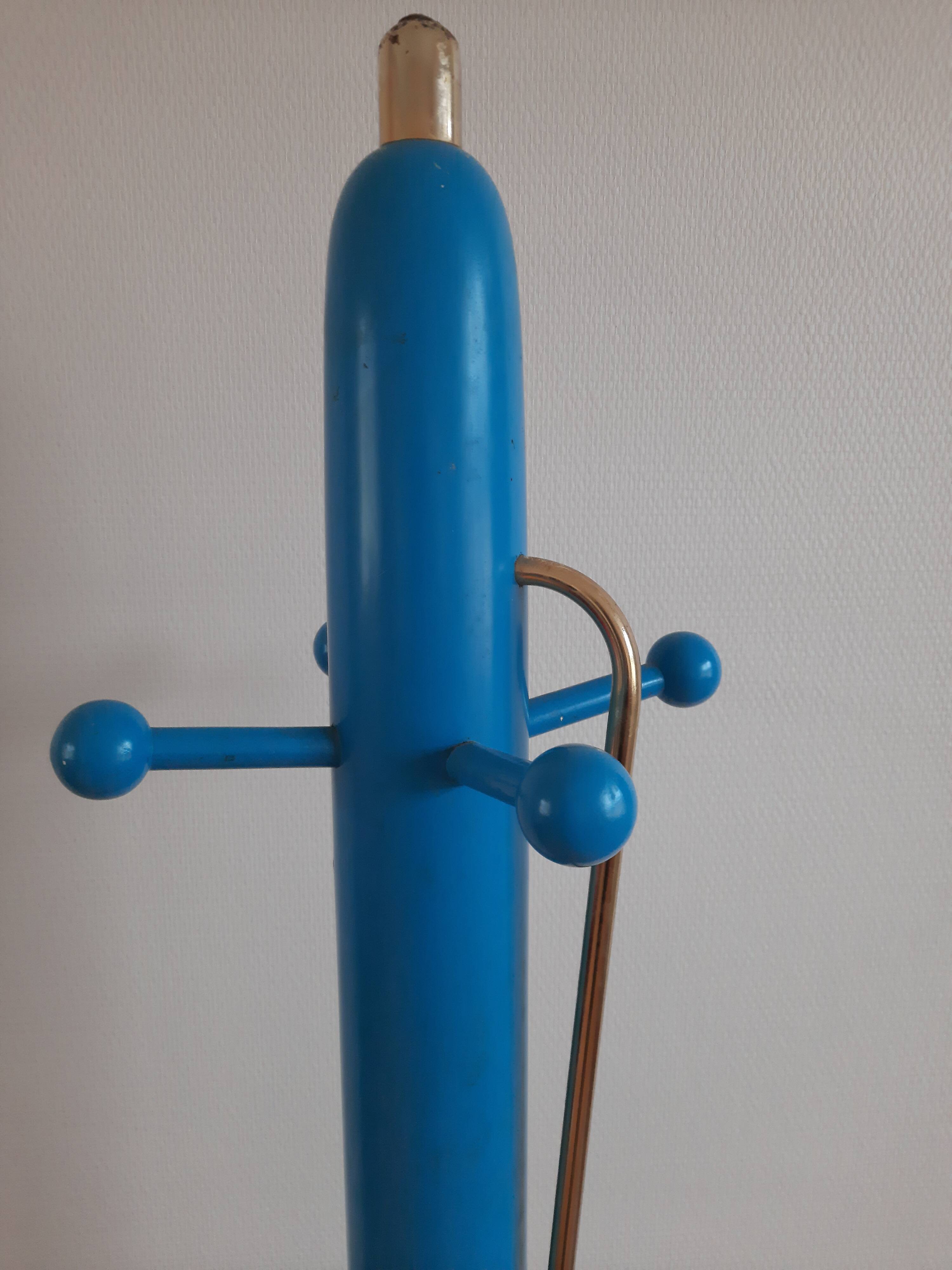 Wearing coats from the 80s