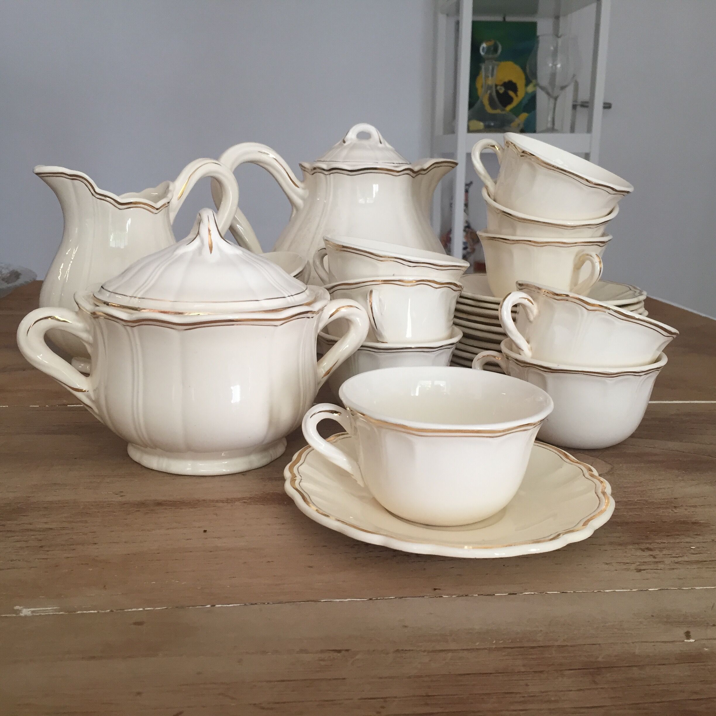 Tea set 25 pieces