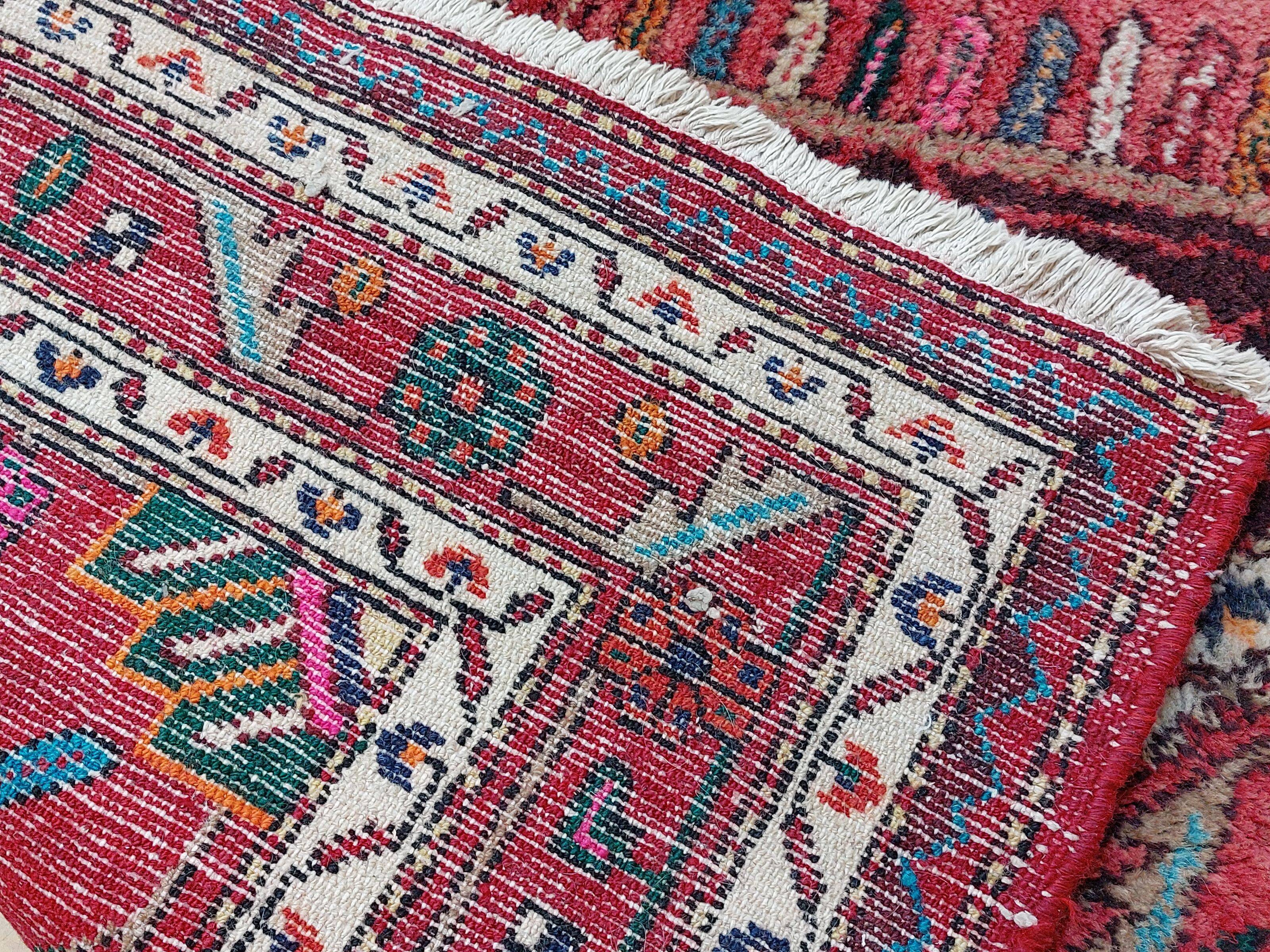 Antique Persian thick wool rug hand knotted 140 x 224 cm