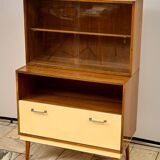 Vitrine du milieu du siècle des années 1960, Tchécoslovaquie