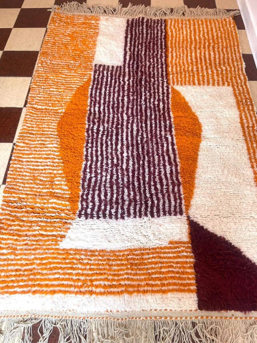 Traditional handmade Berber rug size 150 x 250 cm