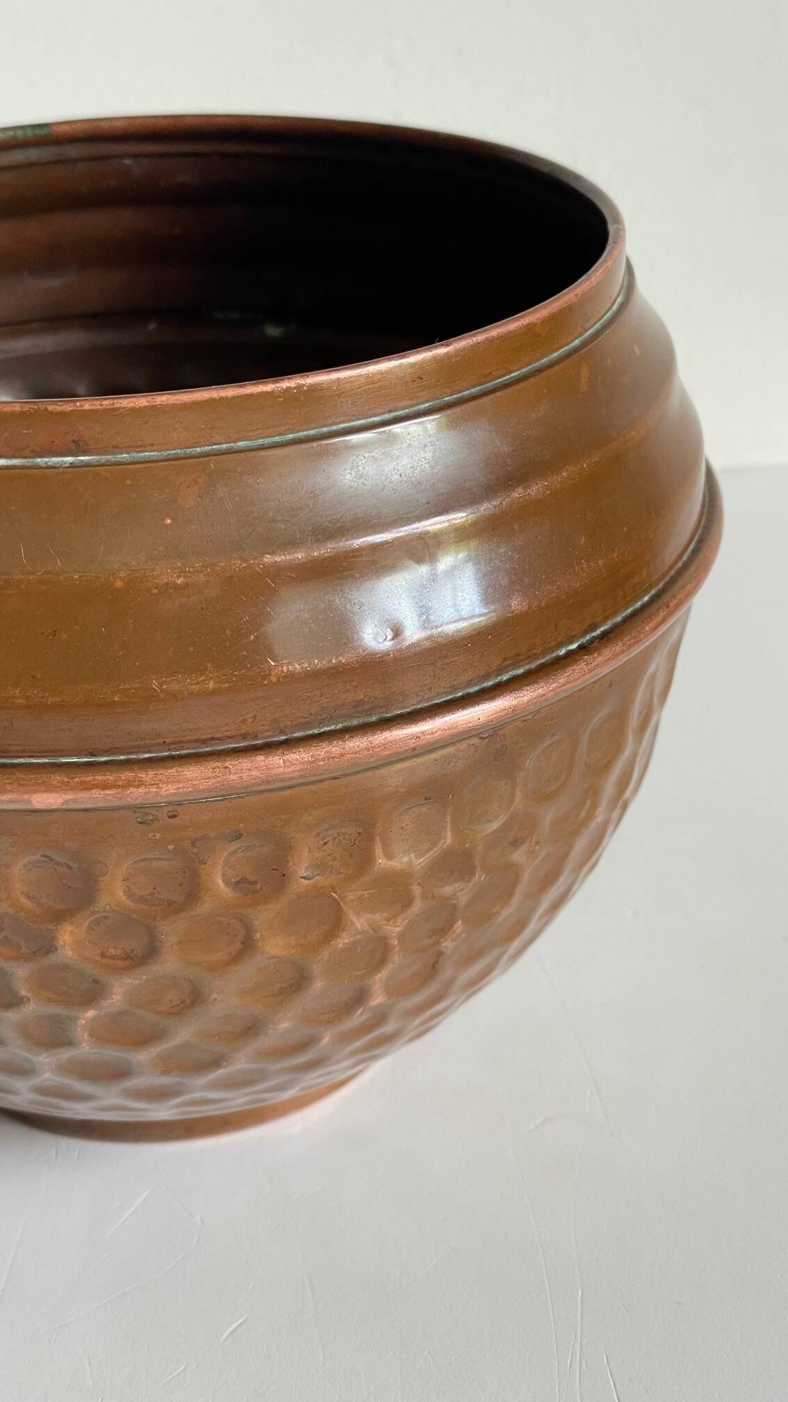 Planter by Villedieu copper vintage patina