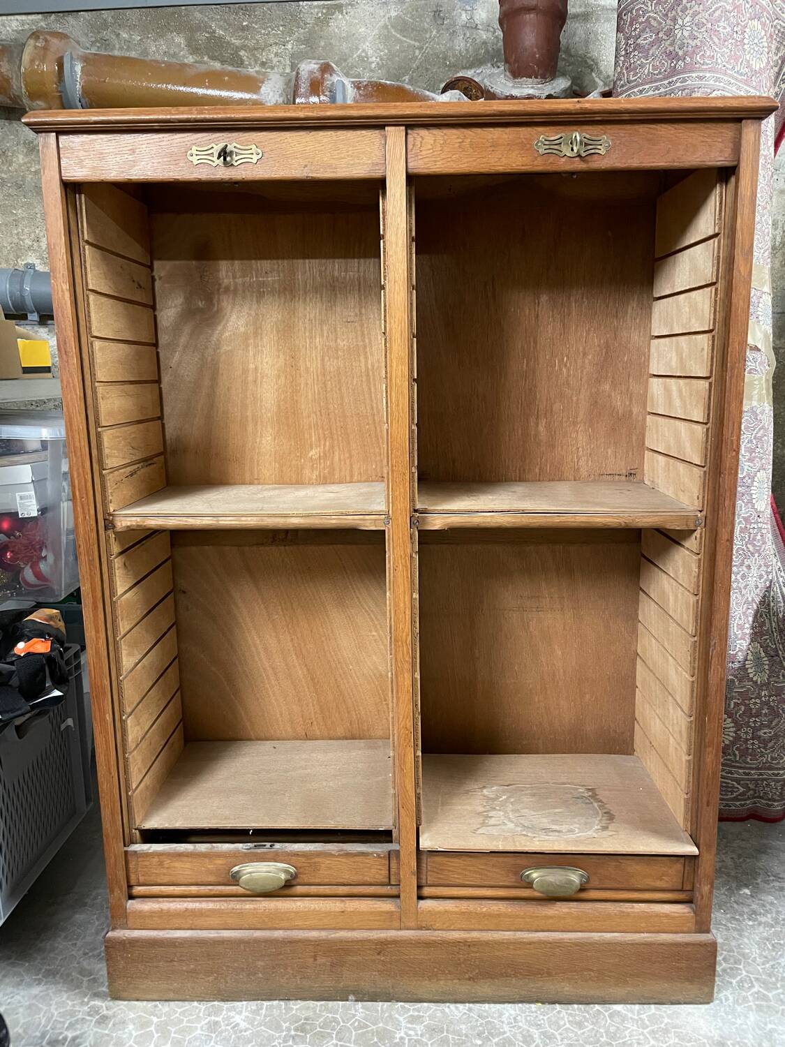 Sliding curtain file cabinet