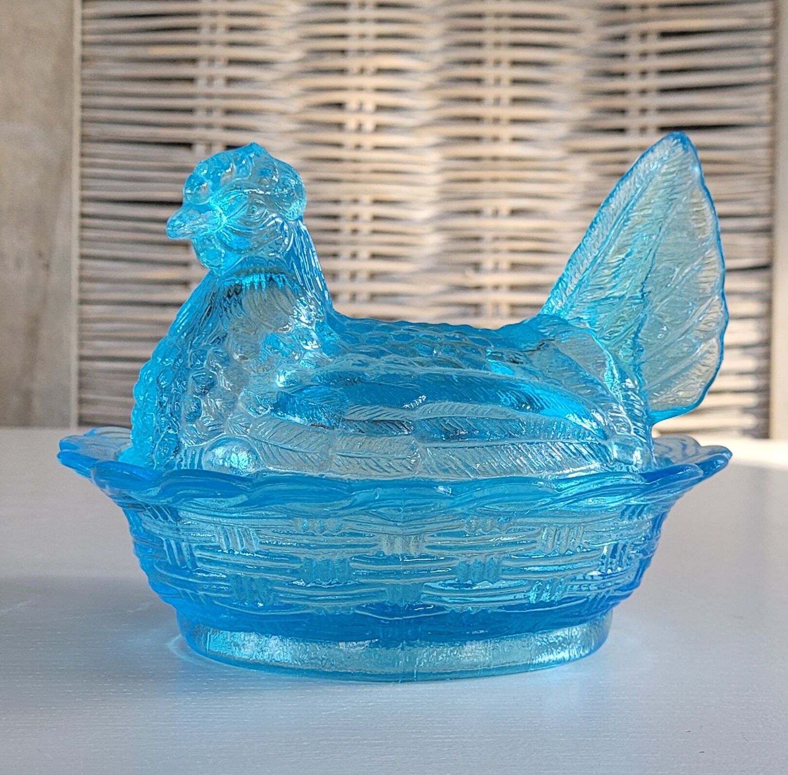 Glass candy hen