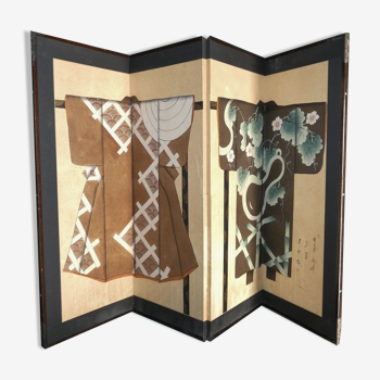 Byobu 4 panel screen, Kimono decoration, 144 cms * 90 cms Signed, Japan