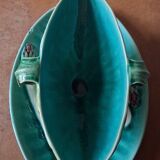 Asparagus sauce boat in slipware