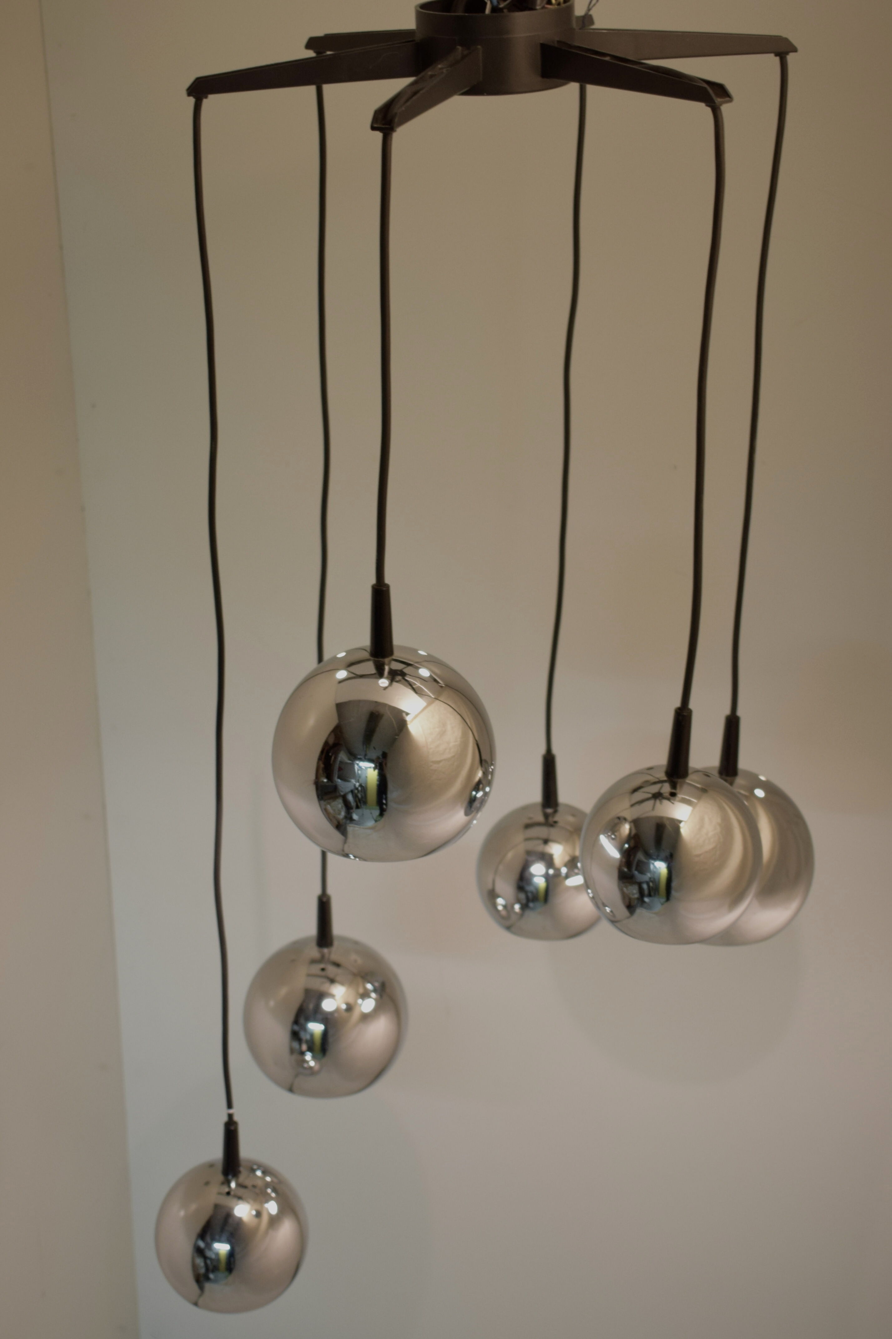Lustre chromées cascade 6 suspensions  1970
