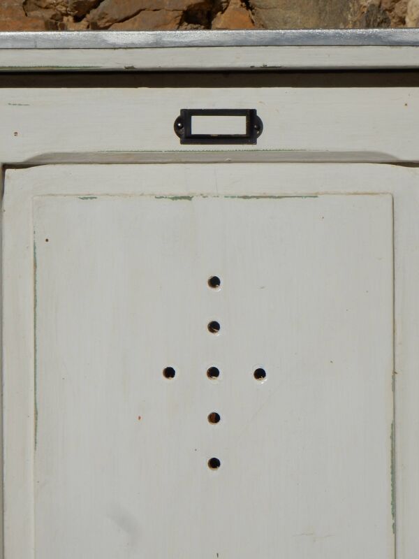 Ancien petit meuble d'atelier / de métier - Buffet en sapin et plateau zinc