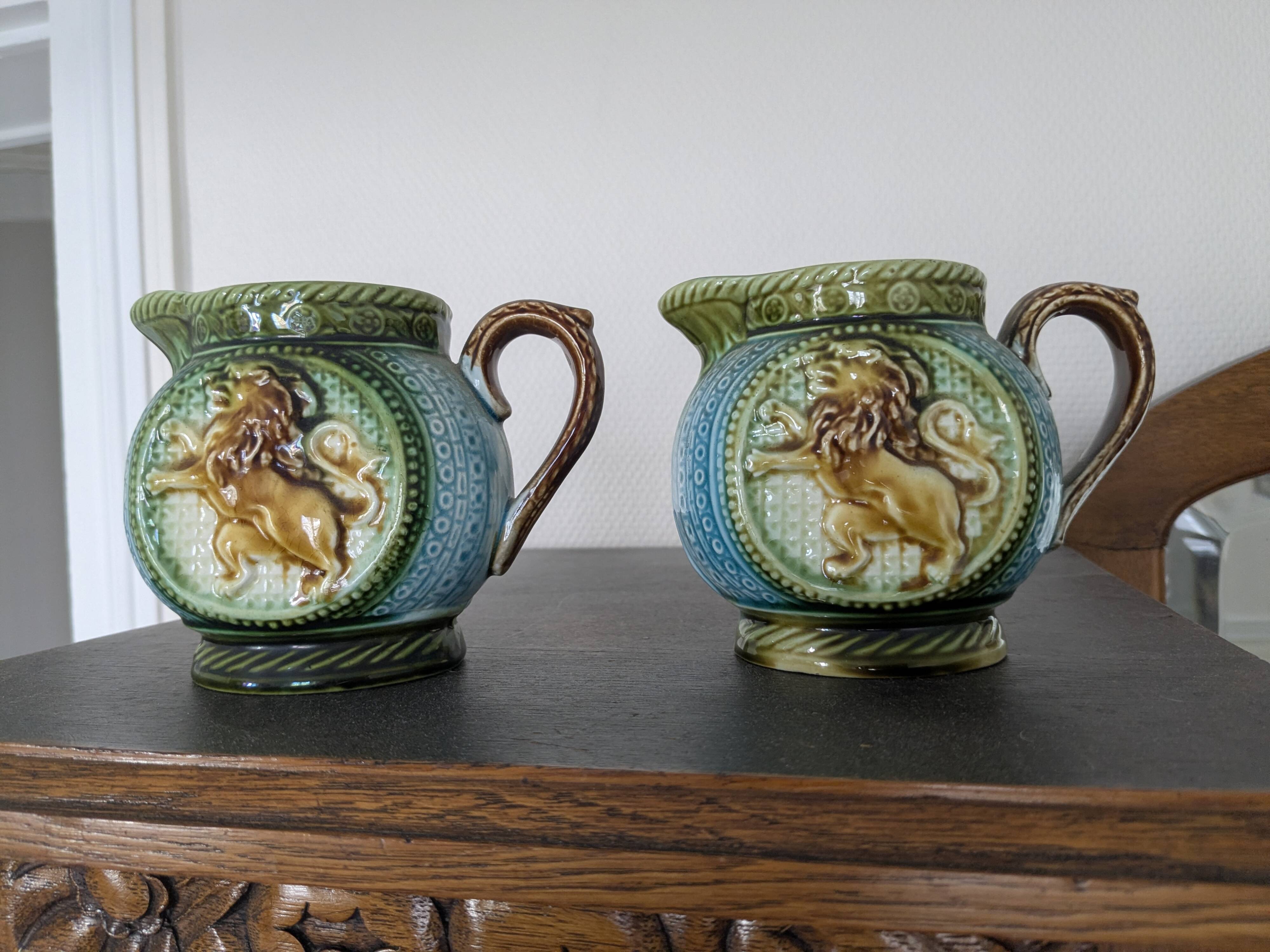 Set of slipware ceramics in Onnaing style