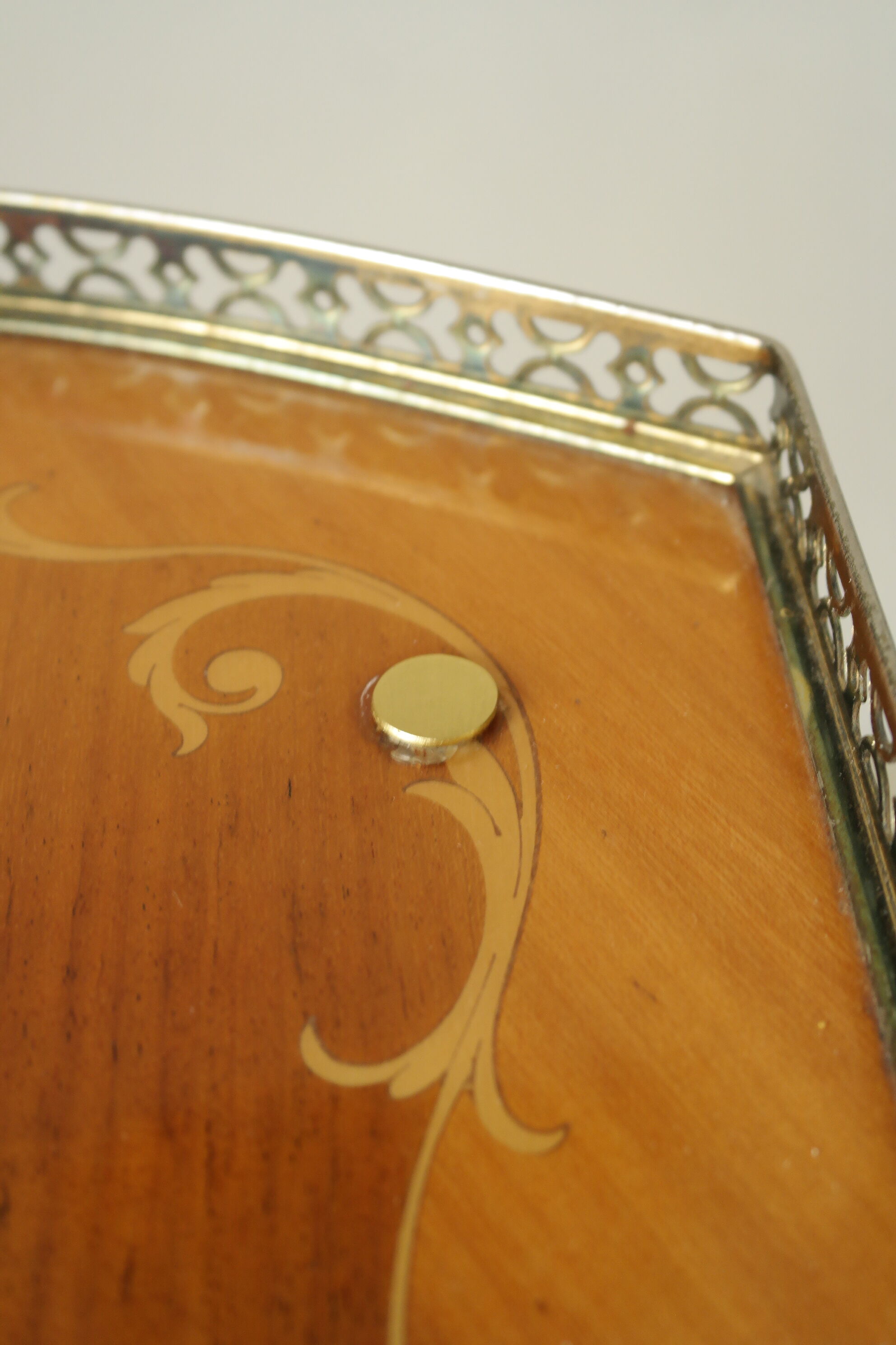 Desserte bar vintage in mahogany marquetry