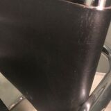 2 chairs by Mies Van Der Rohe MR20