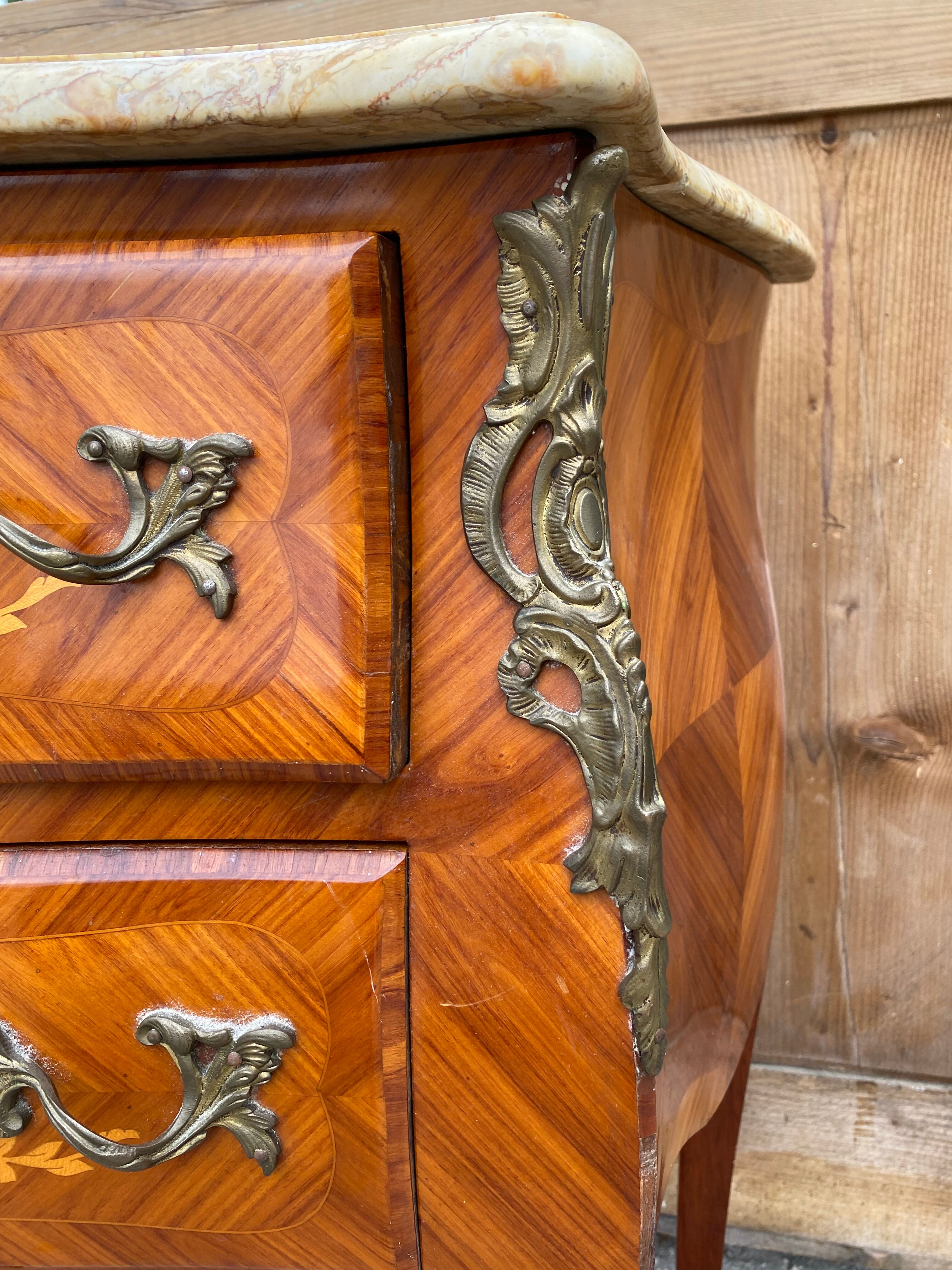 Chest of drawers Louis XV