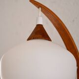 Wall light with opaline