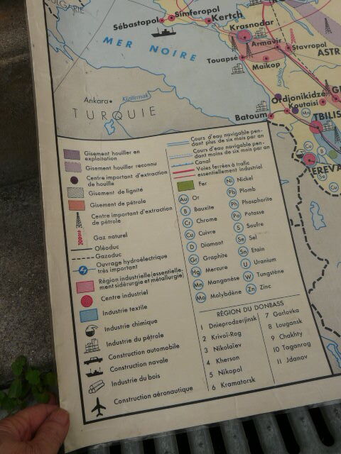 Mdi school poster ussr