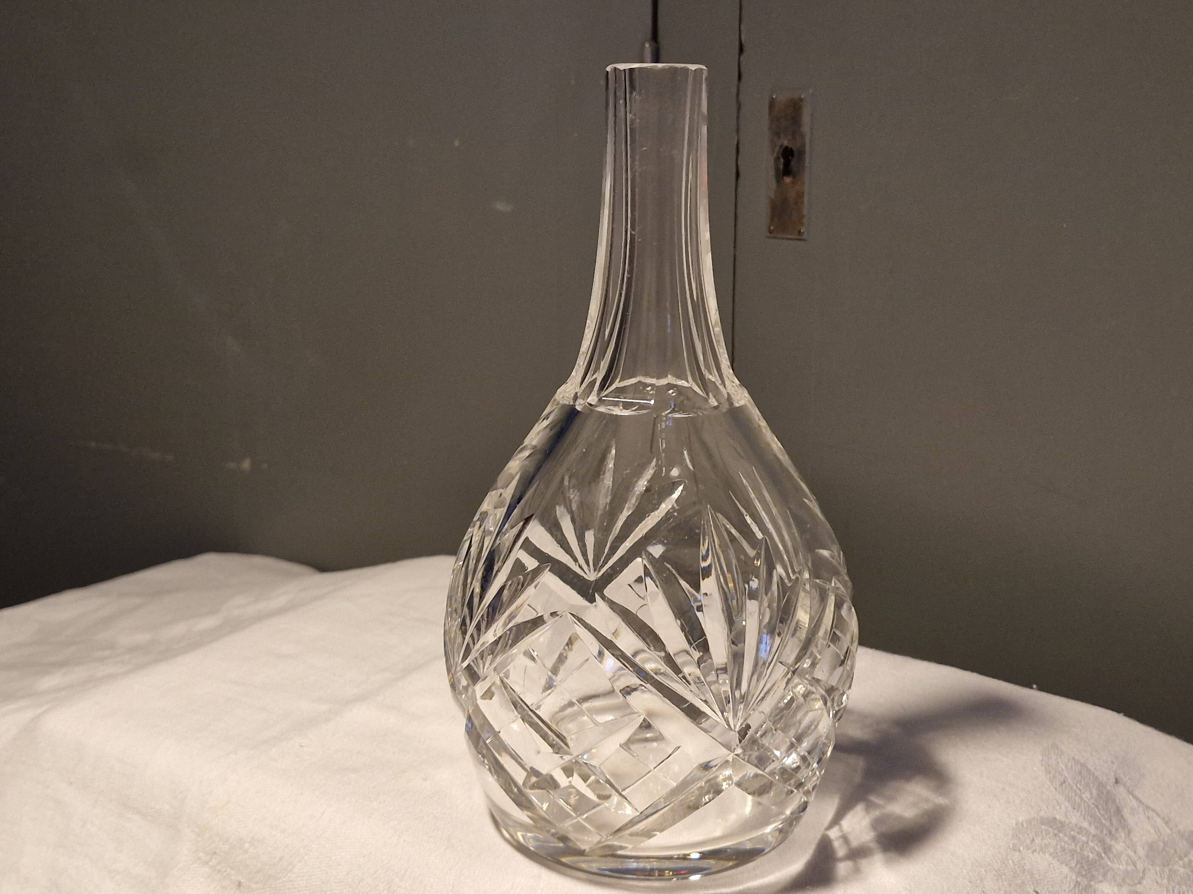 Saint Louis - Stamped soliflore vase - cut crystal - Height 22 cm
