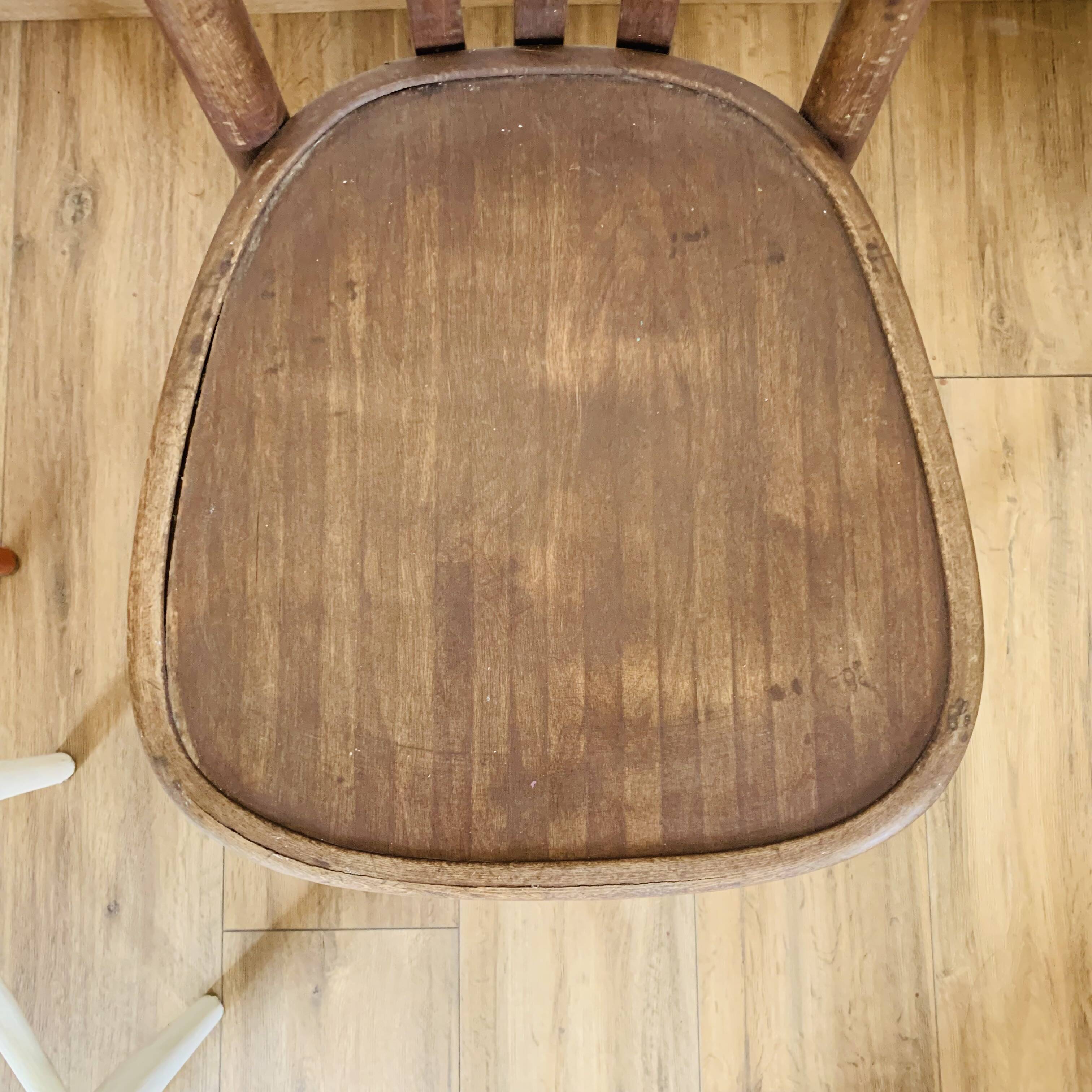 Set of 4 mismatched chairs