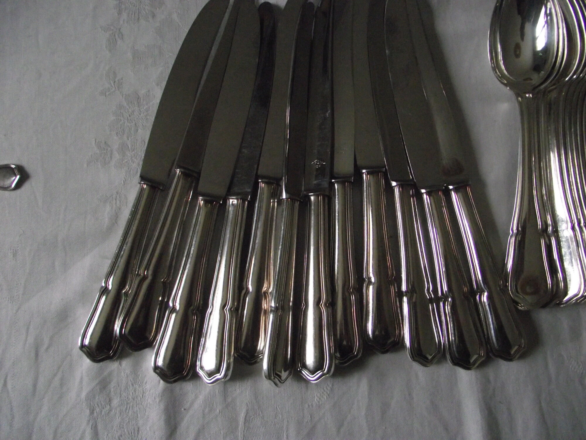 Cutlery set 61 pieces in silver metal from SFAM.