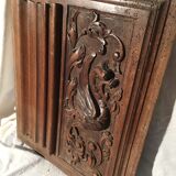 Facade of wooden cabinet door scultpté.