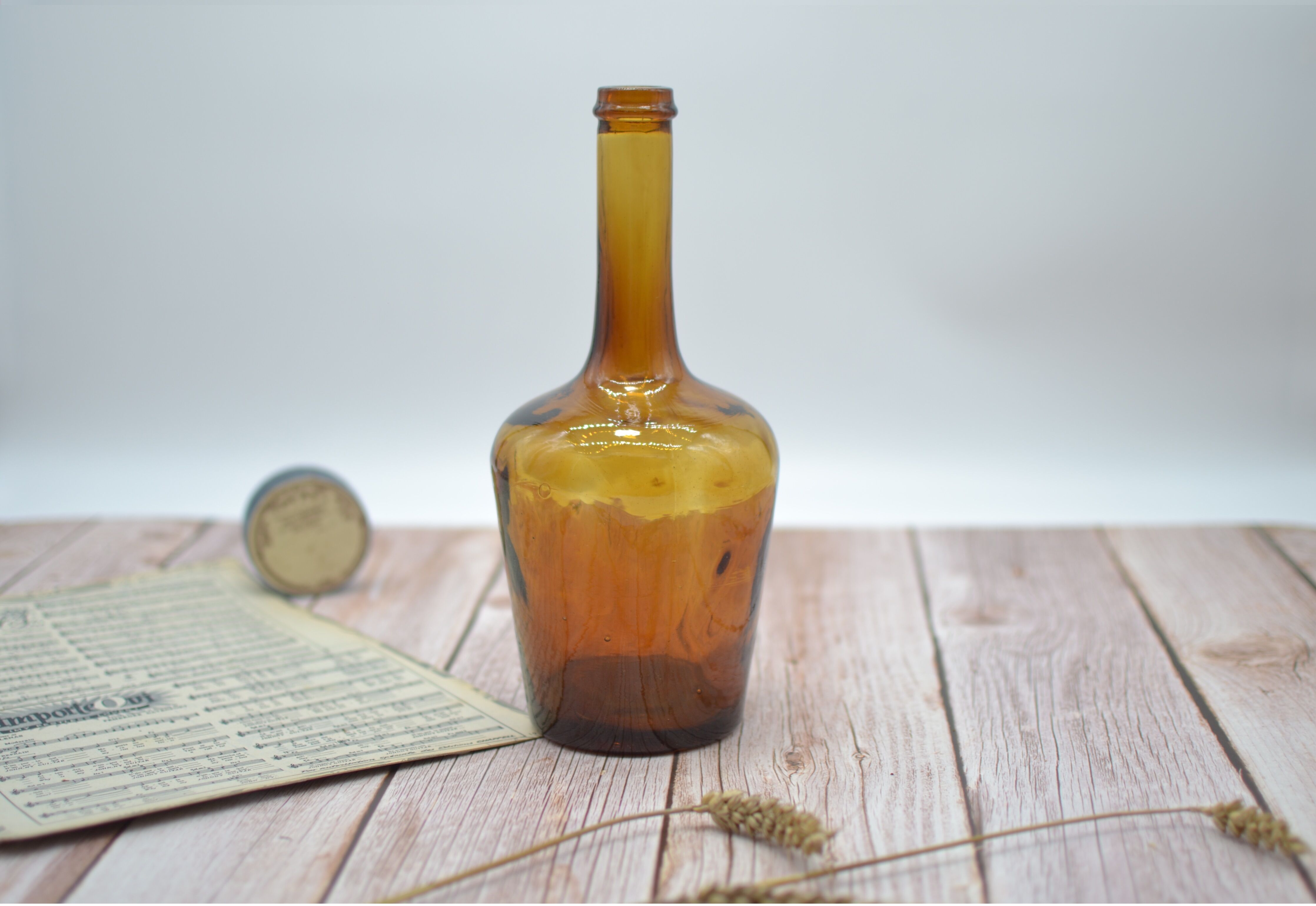 Lady jeanne in amber glass irregular appearance