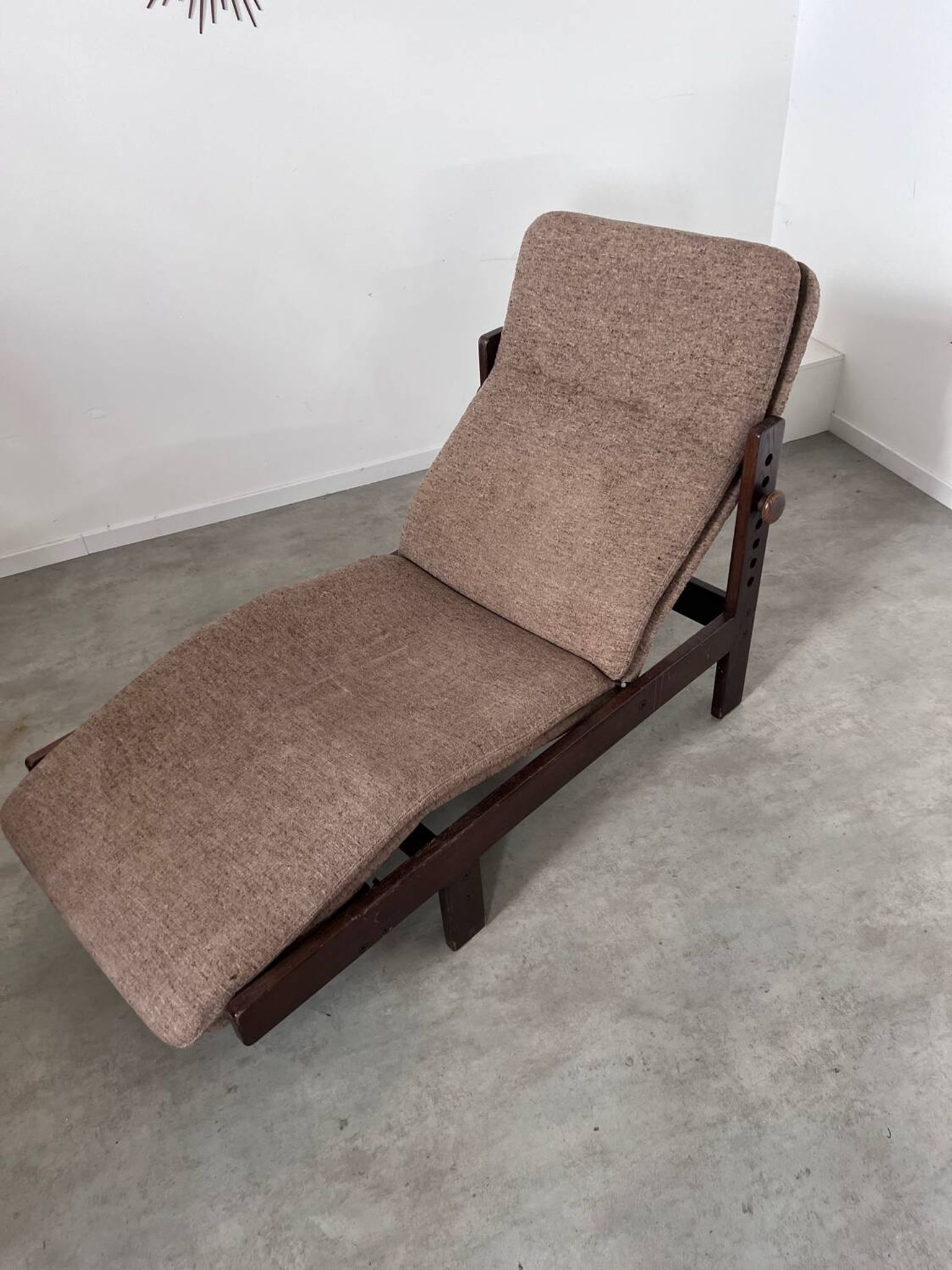 Old chaise longue wooden lounge chair Italian design from the 60s vintage