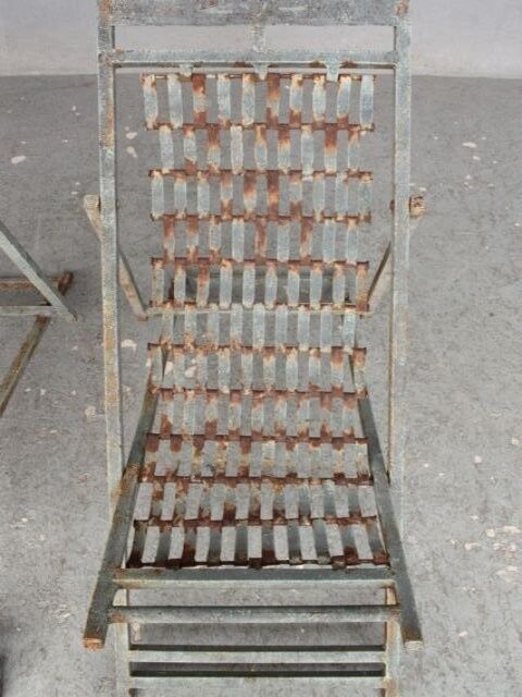 Chairs long time 1900 outside metal