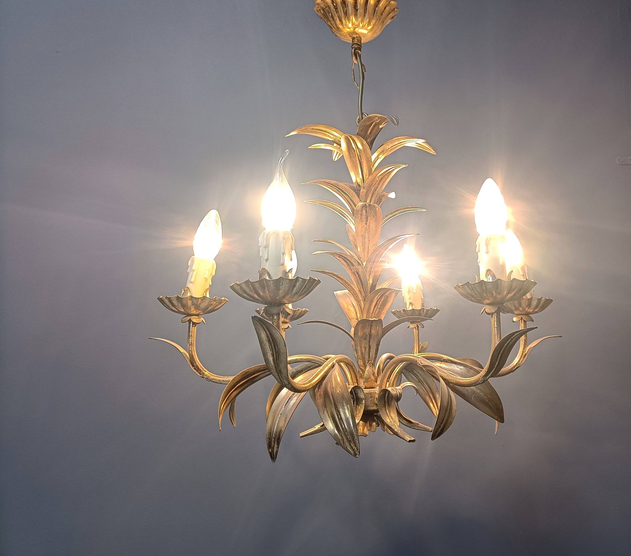 Lustre vintage en métal doré en forme de feuille d'ananas, années 60