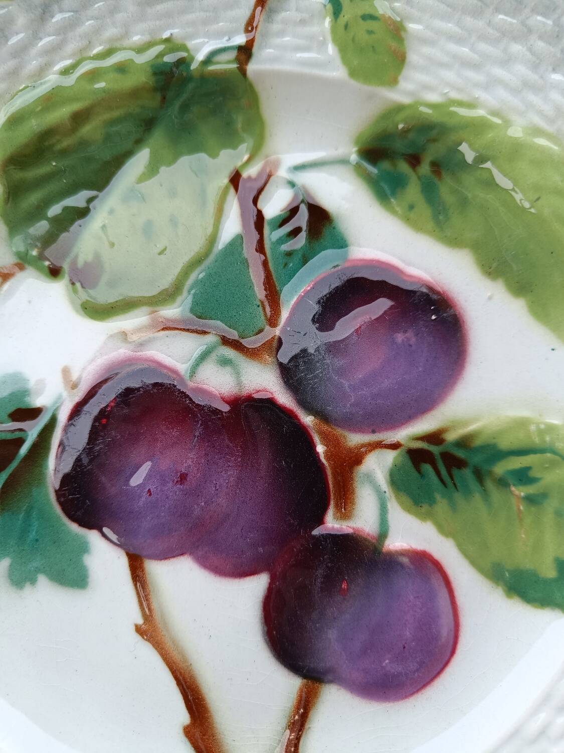 Barbotine dessert plates