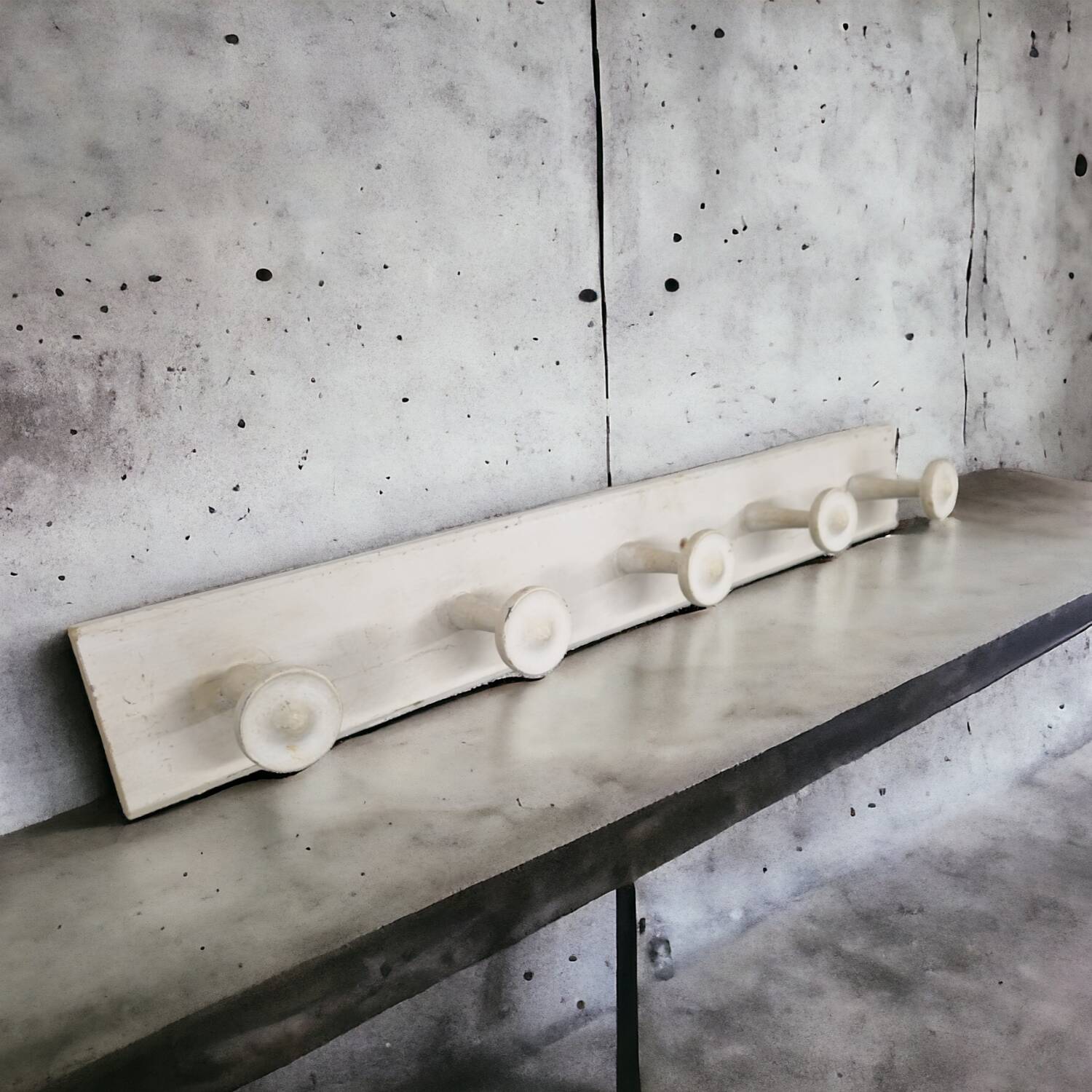 Wall coat rack
