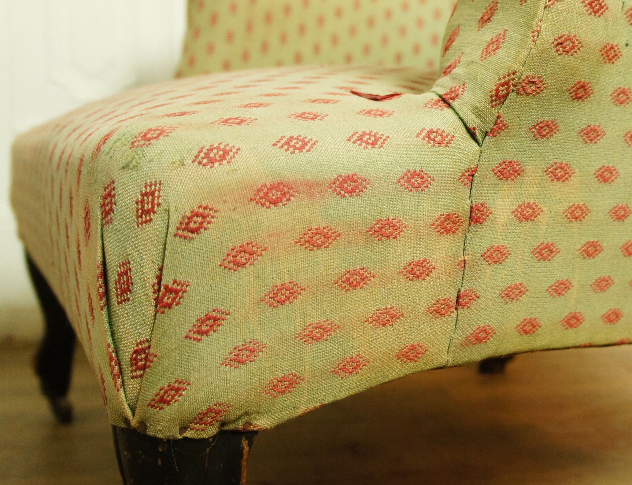 Napoleon III-style shepherdess chair