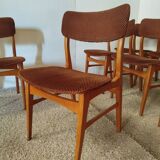 8 Svandinavian style chairs