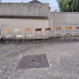 Set 9 chaises d'école ancienne dépareillées
