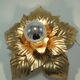 Golden flower wall lamp
