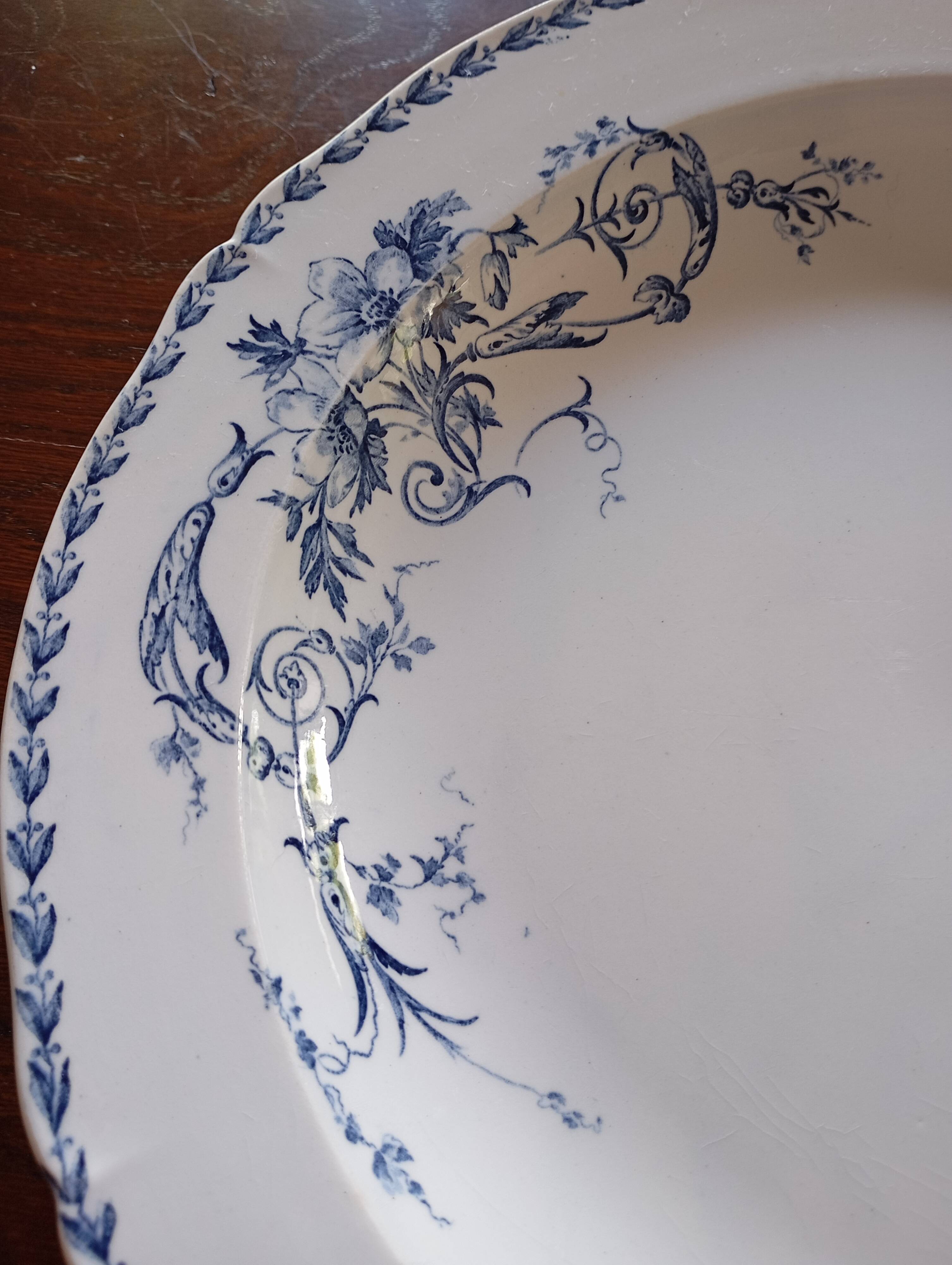 Ironstone dish "Regina" Gien