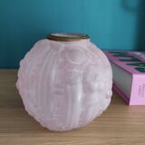 Vase boule art déco rose