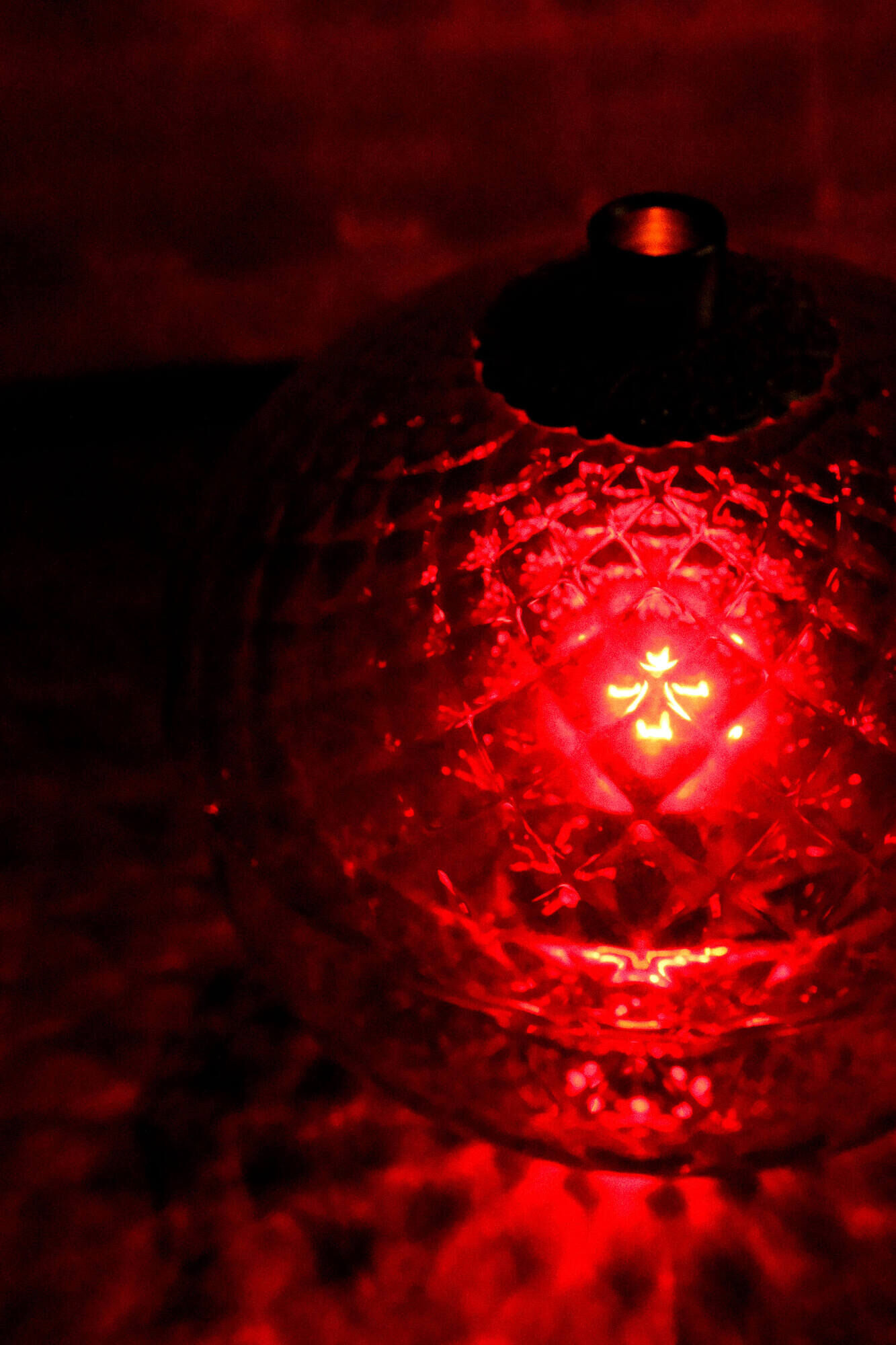 Vintage Czechoslovak Red Glass Table Lamp by Jablonecké Sklárny, 1970s