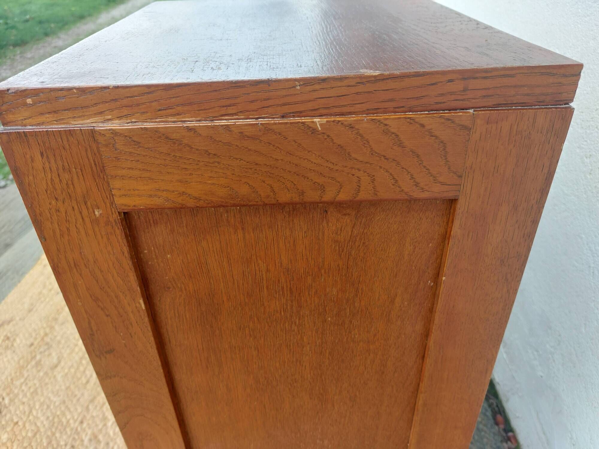 Small piece of furniture, roll-top filing cabinet