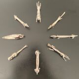 8 different animal knife holders