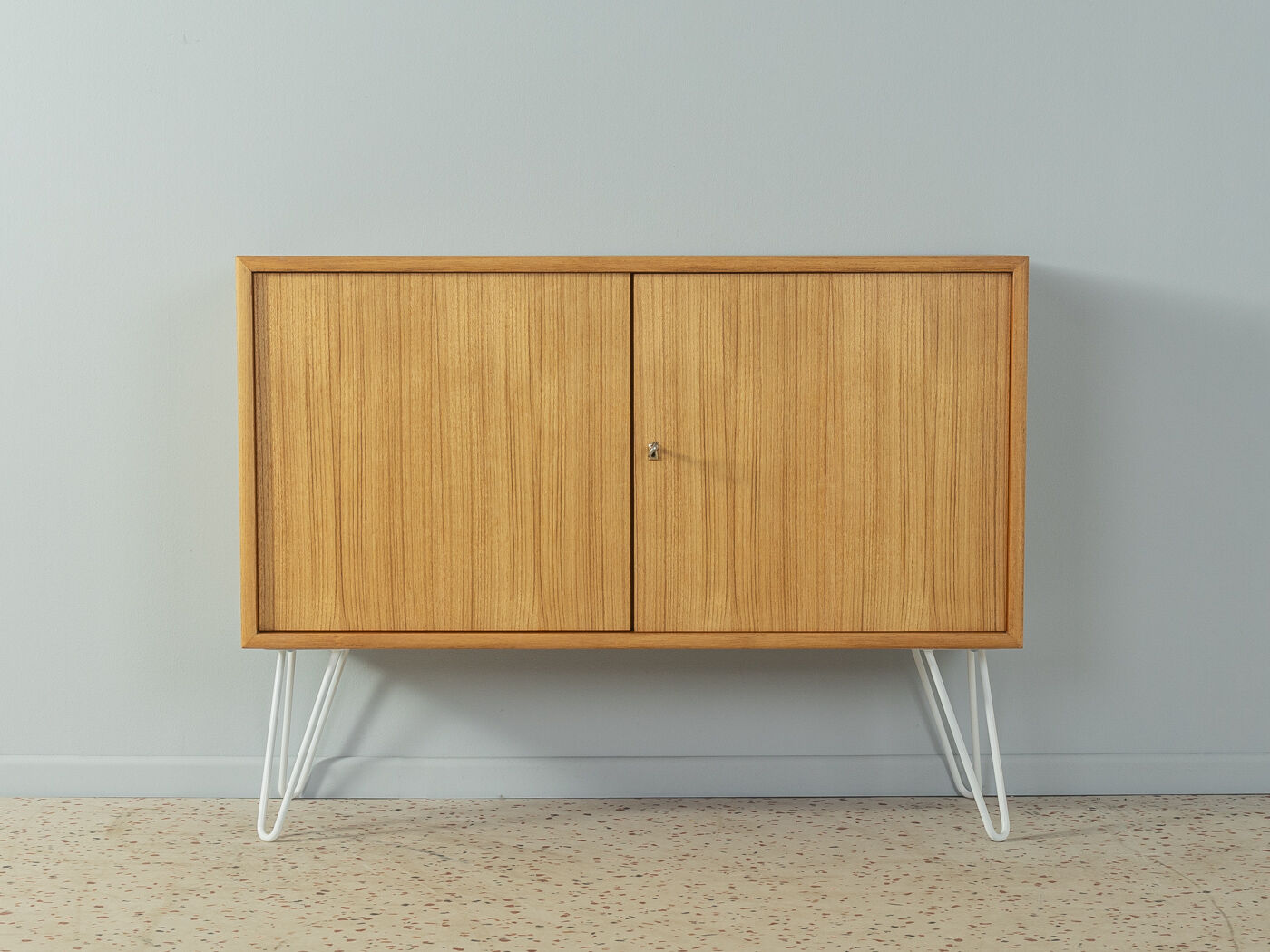 1960s Dresser