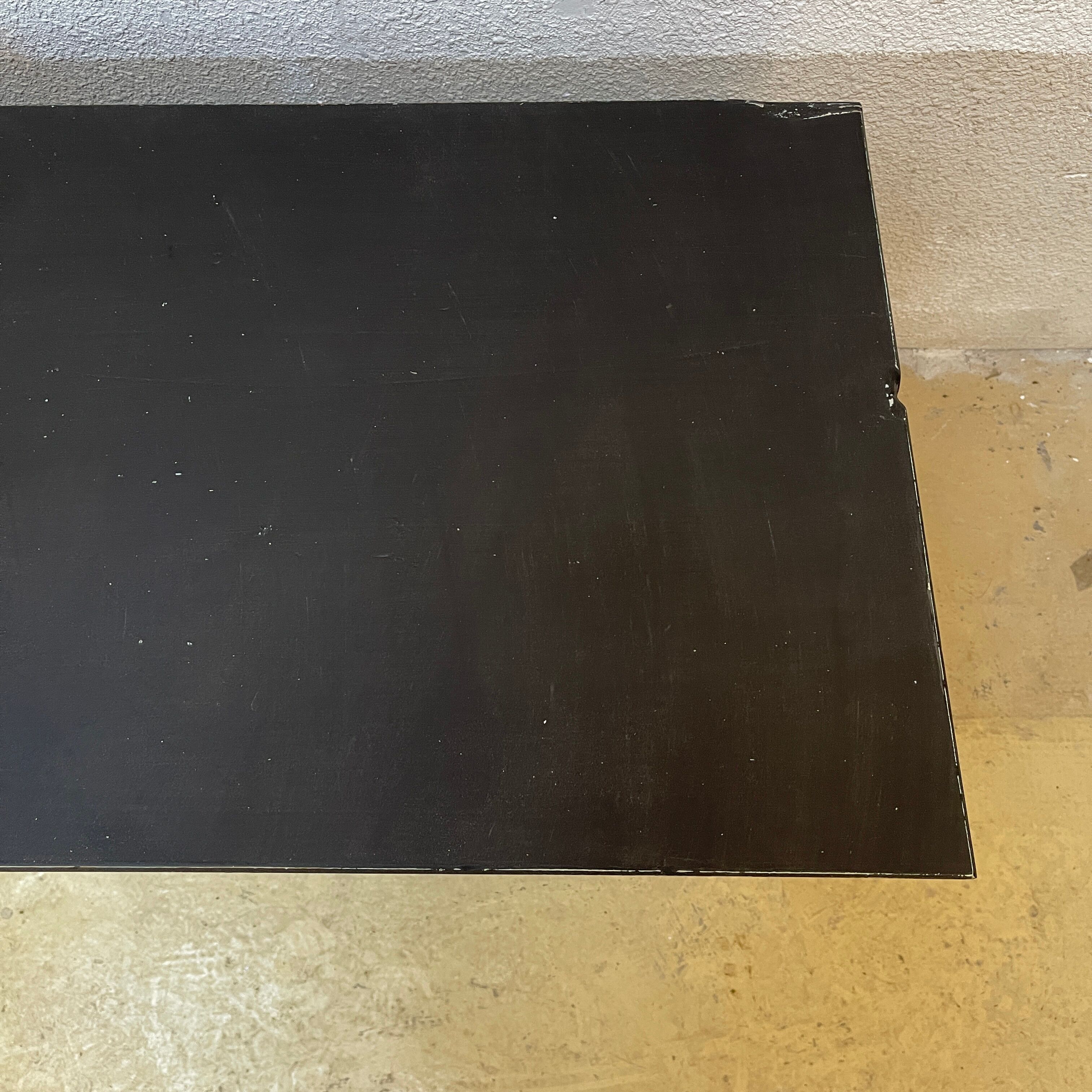 Commercial display cabinet