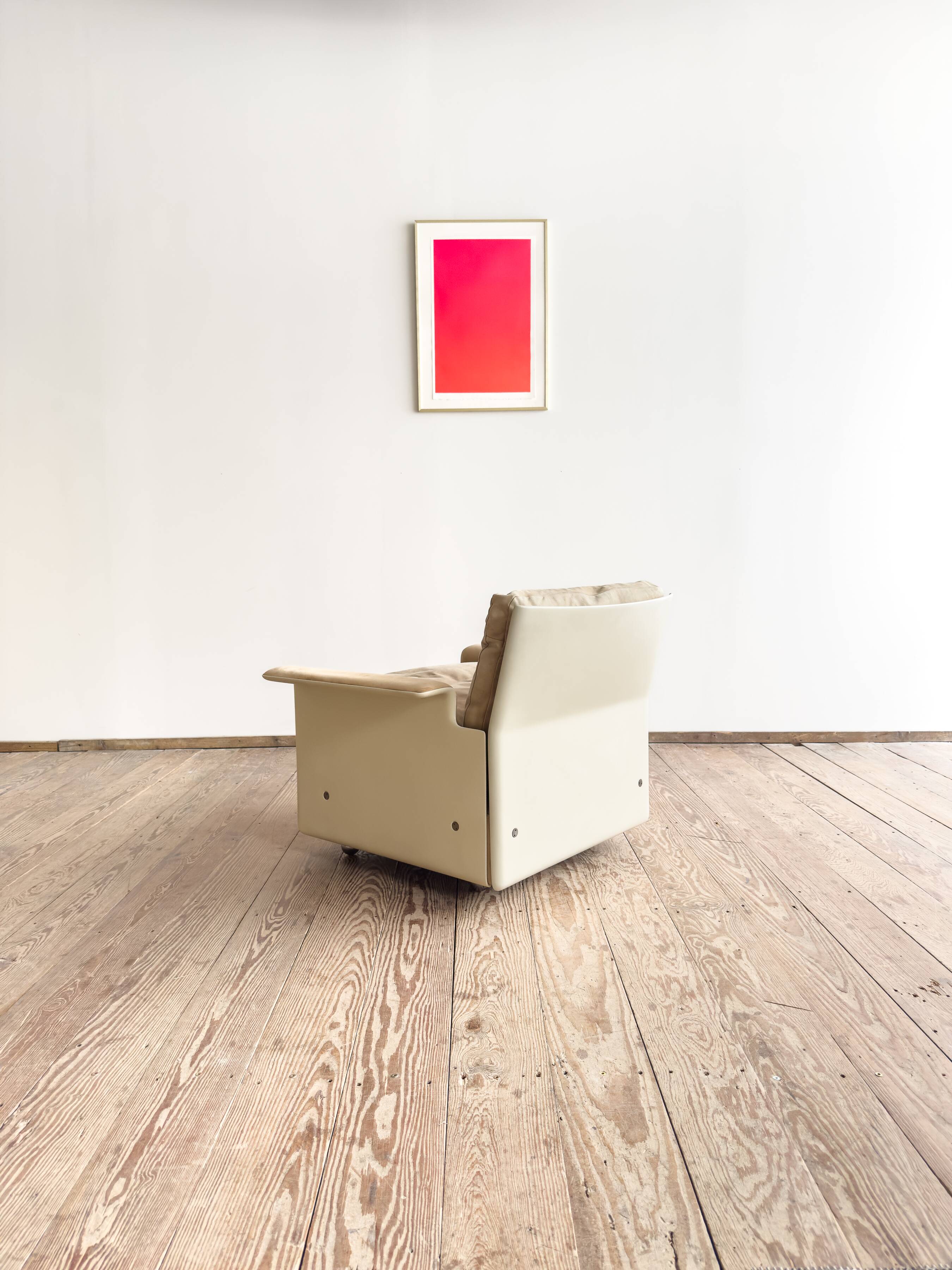 Fauteuil design 620 en cuir suédé beige par Dieter Rams, Vitsœ, Mid-Century