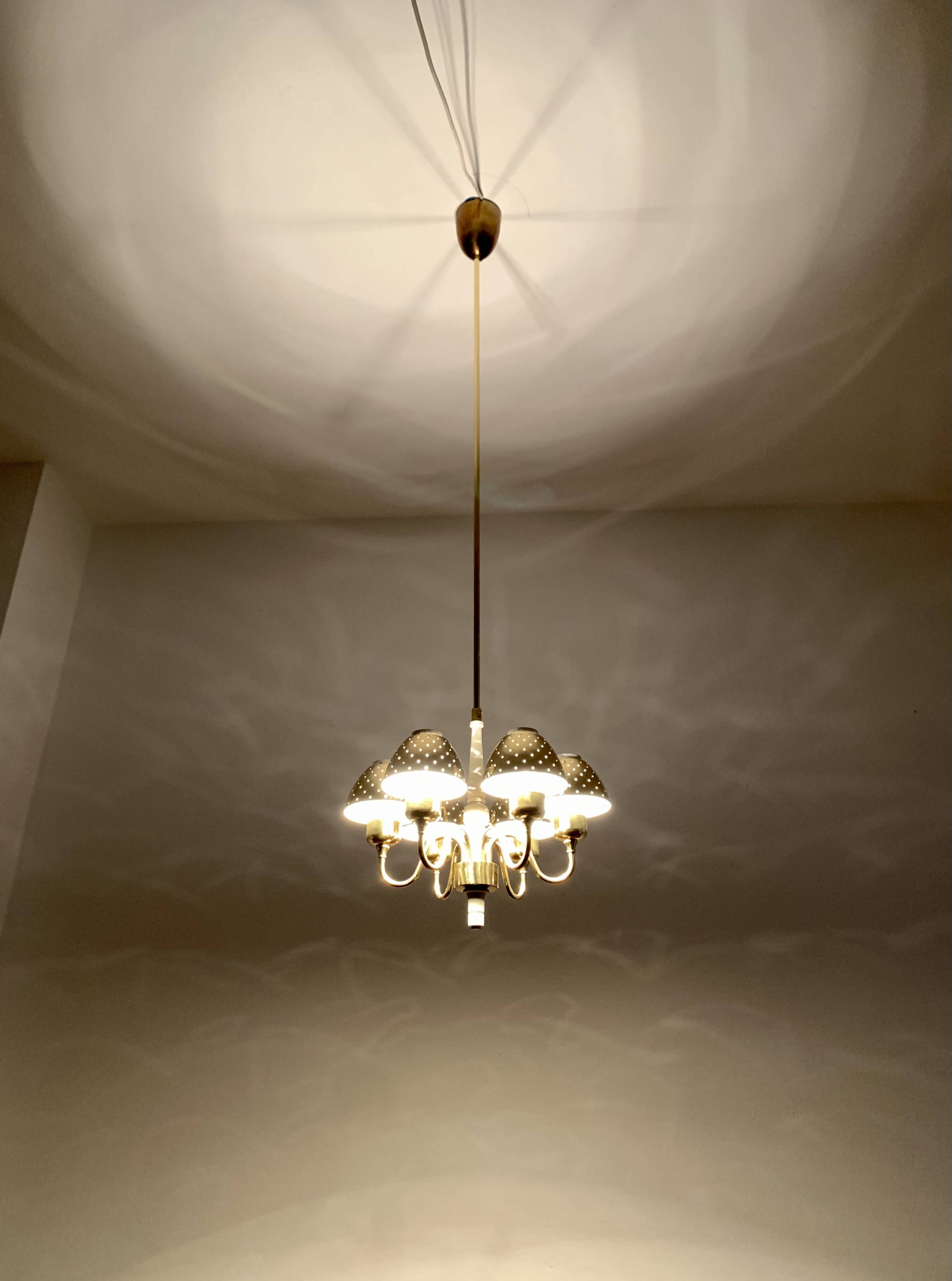 Chandelier en laiton par Hans Agne Jakobsson