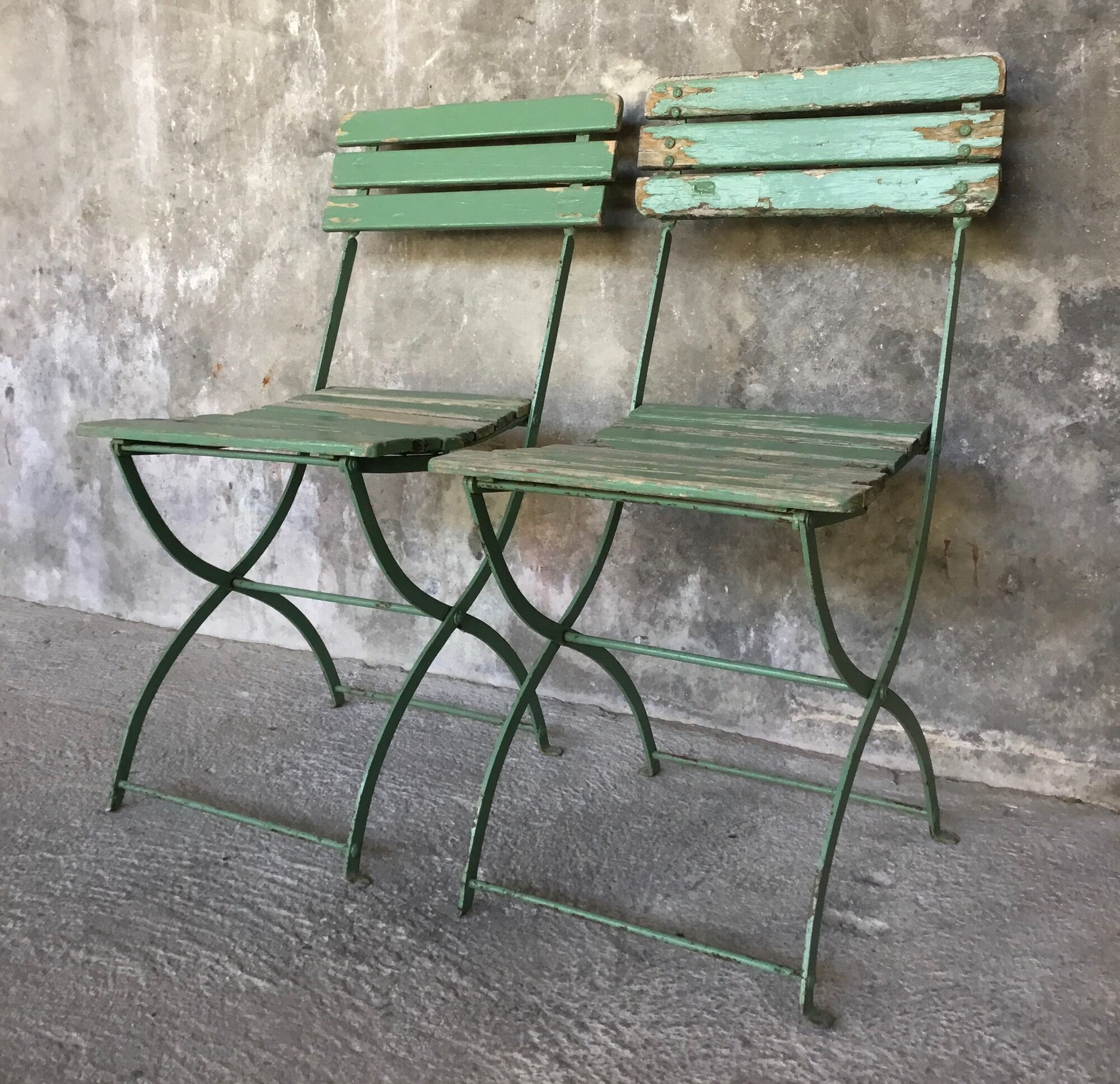 Pair of folding garden chairs with wooden slats - vintage 1950