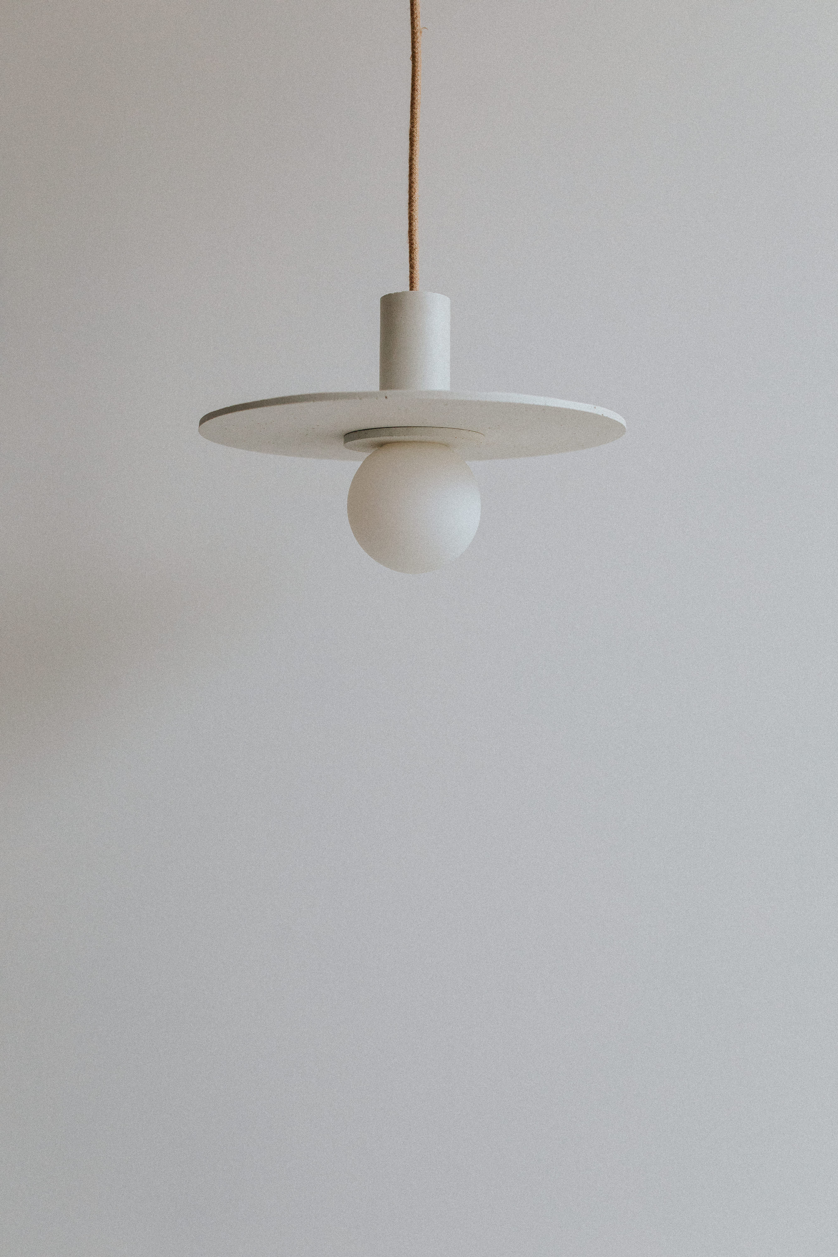 Suspension AMA.30 - white - Zuri objects