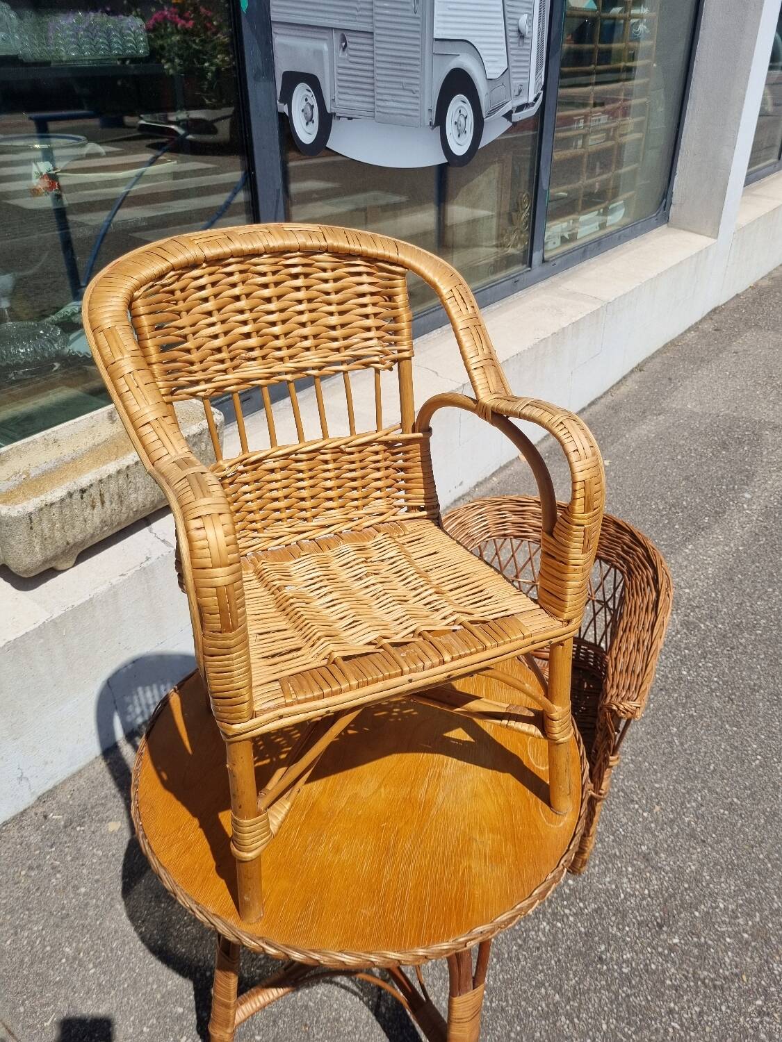 Salon enfant vintage rotin